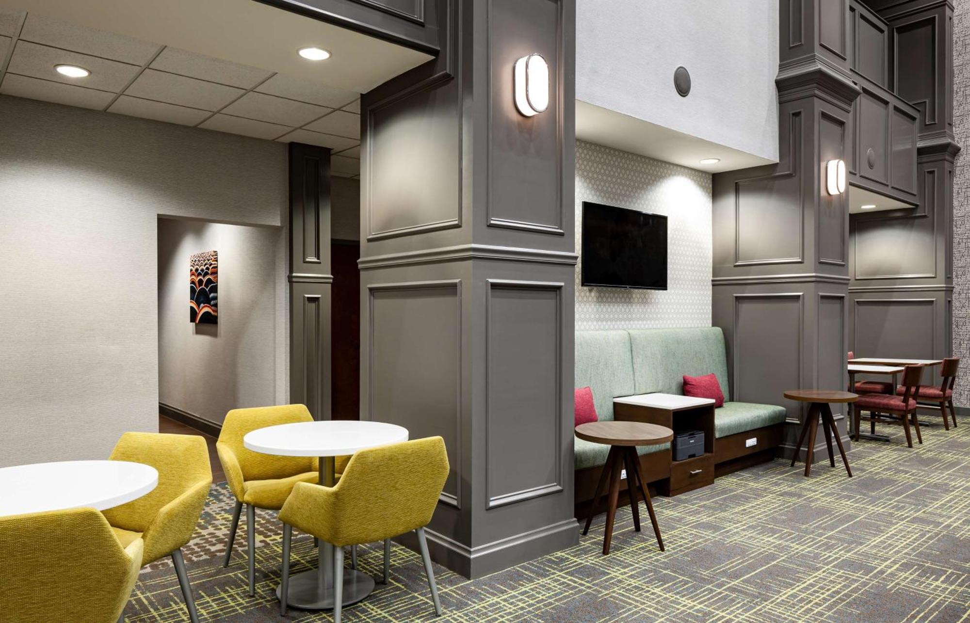 Hampton Inn & Suites Texarkana Exterior photo